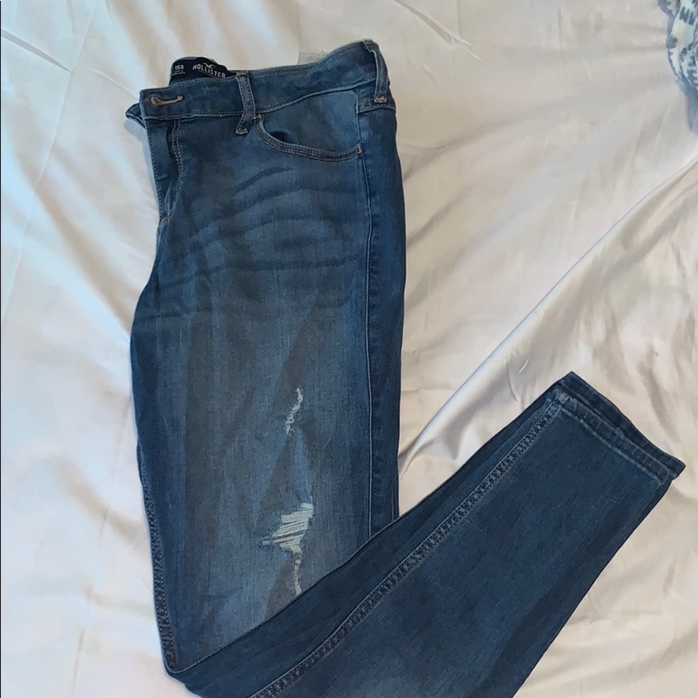 Hollister jeans